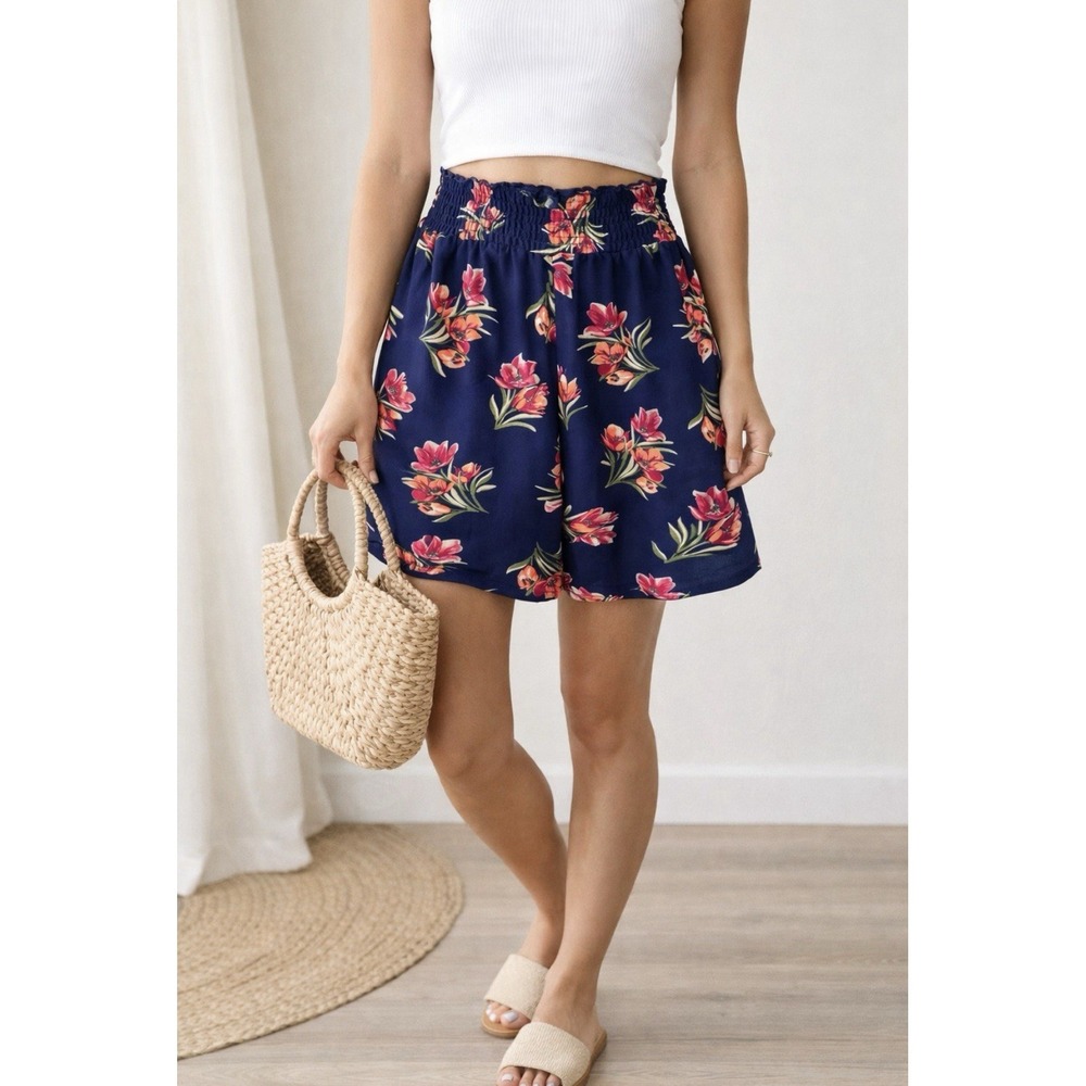 LulaRoe Floral Shorts Women's Small Blue Pull On Smocked Waist Boho